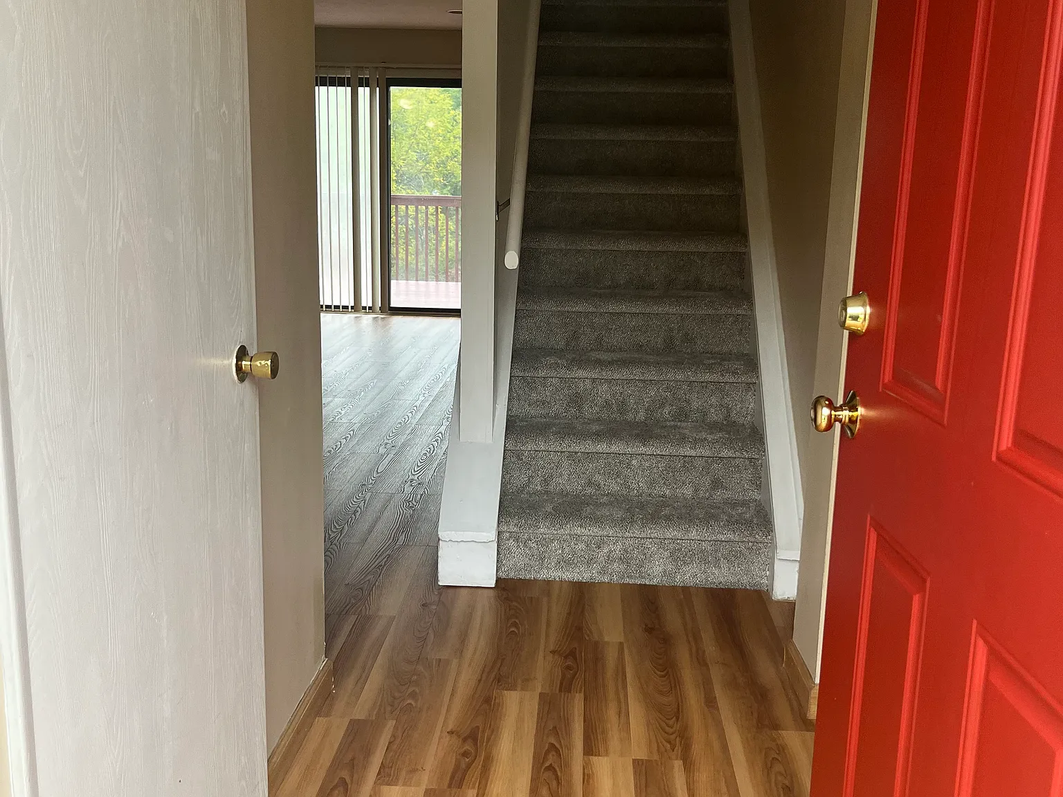 2 bed, 1.5 bath, 1250 sqft, $1,630 — Photo 2