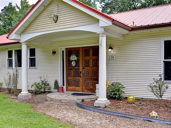 3rd image of 114 Plum Dr