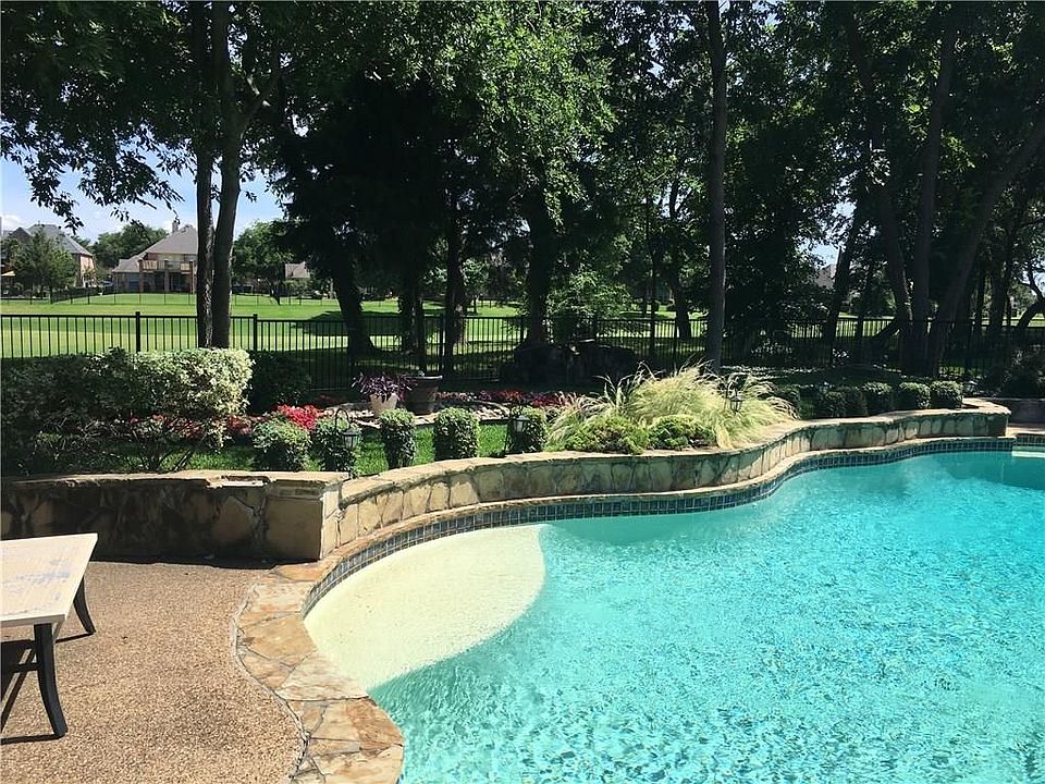 1st image of 434 Baltusrol Cir