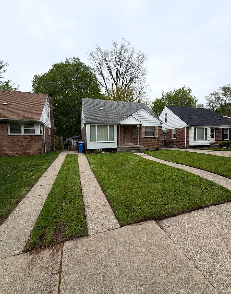 Building Photo - 795 Fairwood St