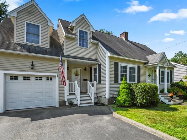 100 Westford St, Chelmsford, MA 01824