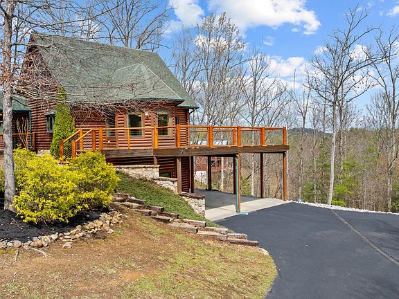 2nd image of 2804 Cedar Falls Way