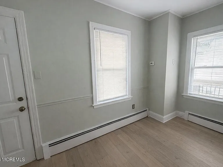 42 Cottage Pl #2 — Photo 4