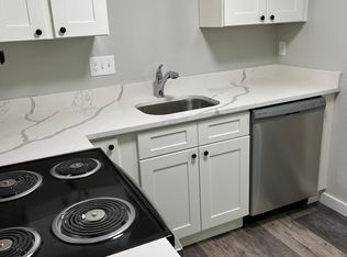 228 Parkwood Cir #4, Canonsburg, PA 15317