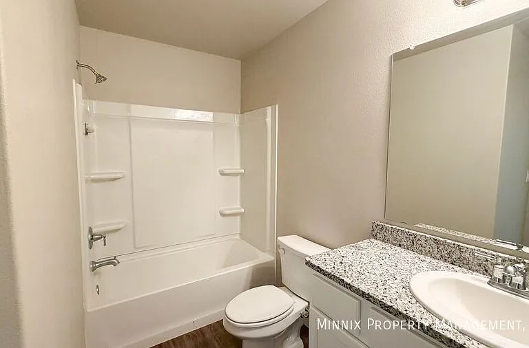2129 Kokomo Ave #B — Photo 10