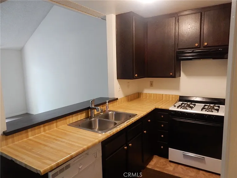 7101 Farralone Ave #147 — Photo 10