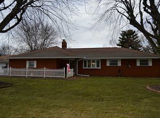 10 Miramar Dr, Enon, OH 45323