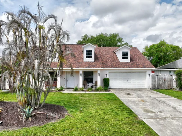 2392 SE Berkshire Boulevard SE, Port St Lucie, FL 34952