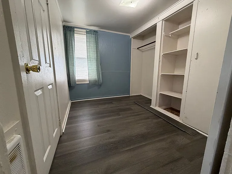 785 Park Hill Ln — Photo 10