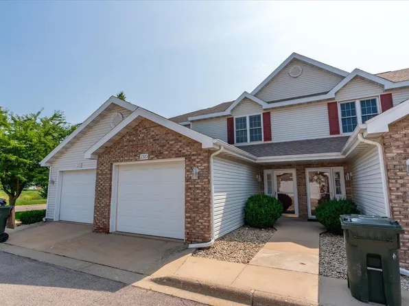 2323 Effingham Way, Sun Prairie, WI 53590