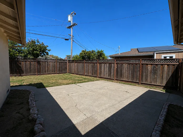 4953 Omar St — Photo 15