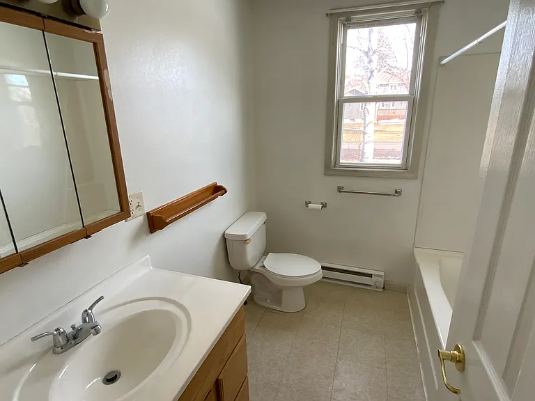 1 bed, 1.0 bath, 700 sqft, $1,100 — Photo 21