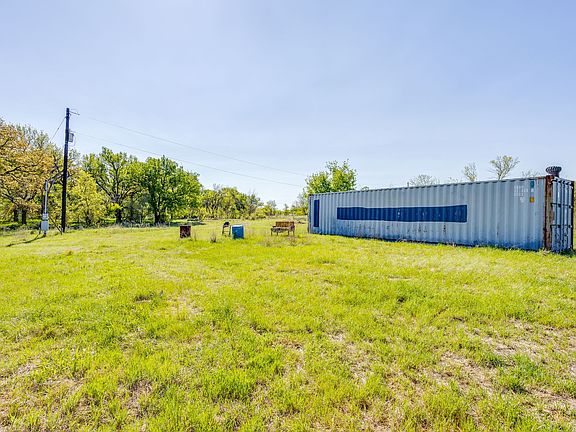 5th image of Teague Rd