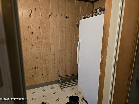 3rd image of 7722 Yugit St