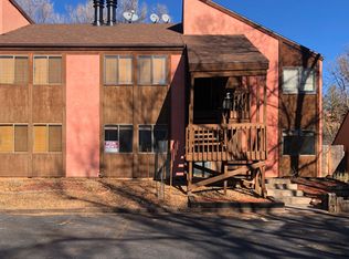 52 El Paso Blvd APT 2B, Manitou Springs, CO 80829