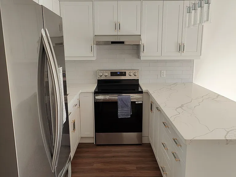 594A Birchmount Rd #LOWER — Photo 1