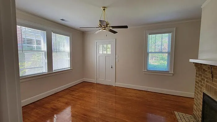 2306 Marion St #1 — Photo 6