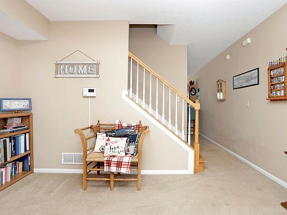 2nd image of 2113 Market Garden Ln