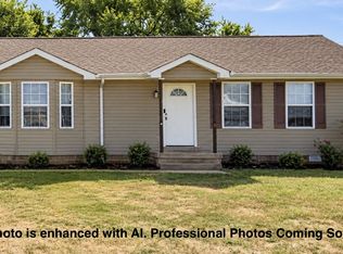922 Van Buren Ave, Oak Grove, KY 42262
