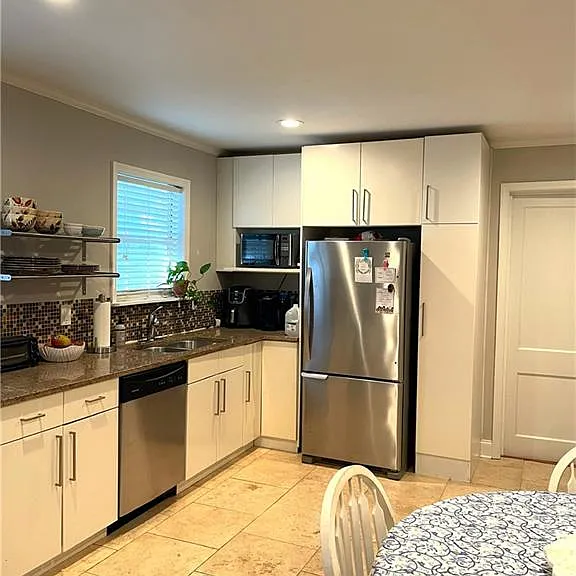 1380 Monroe Dr NE #1 — Photo 3
