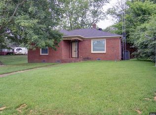 119 Central St, Martin, TN 38237