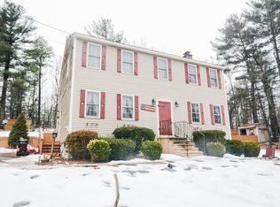 152 Barker Hill Rd, Townsend, MA 01469