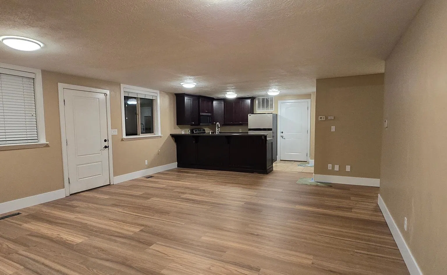 1 bed, 960 sqft, $1,500 — Photo 4