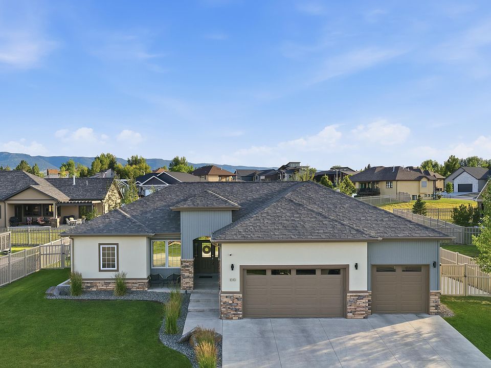 1st image of 1010 Townsend Ln