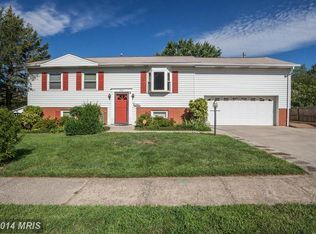 303 N Alder Ave, Sterling, VA 20164