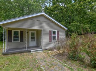 1201 Old Columbia Rd, Dickson, TN 37055