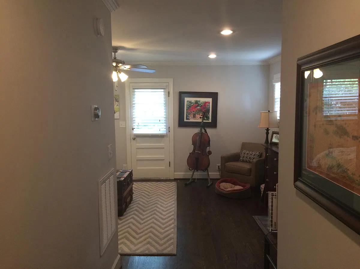 4 bed, 2400 sqft, $3,450 — Photo 2
