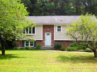 395 Sowams Rd, Barrington, RI 02806