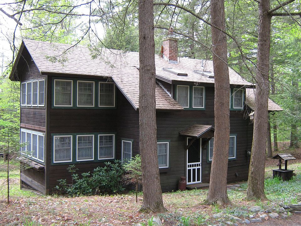 front view of cottage