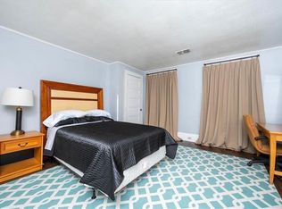 926 Walnut St #B, Macon, GA 31201