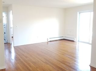 737 W Boston Post Rd, Mamaroneck, NY 10543