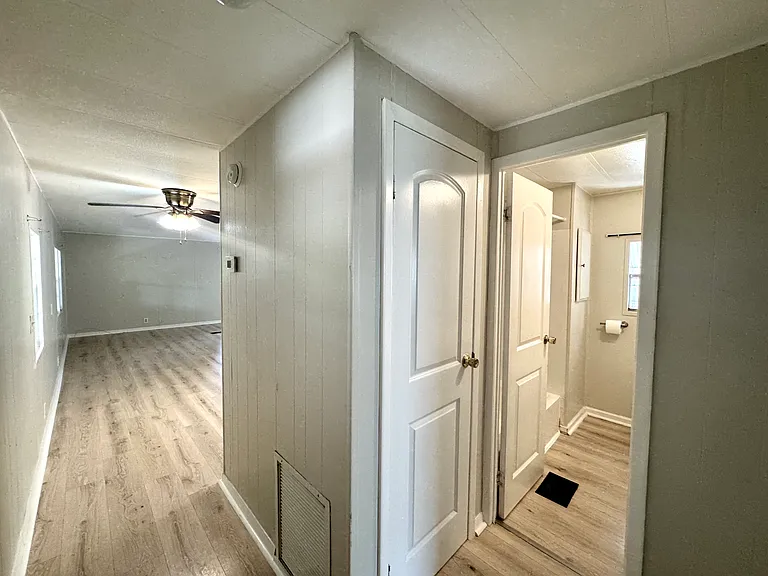 4152 Richmond Ave — Photo 11