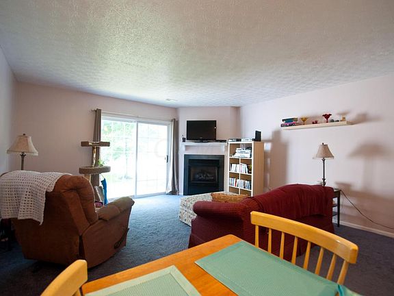 4th image of 4668 Athalia Dr