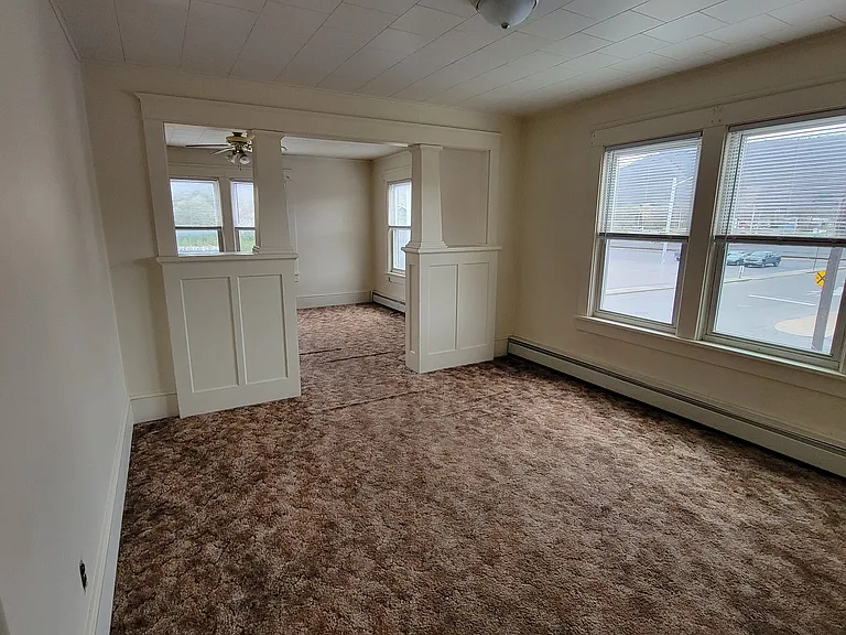21 N Henderson St #2A — Photo 10