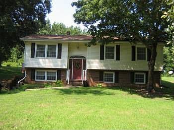 1st image of 208 Meadow Ln
