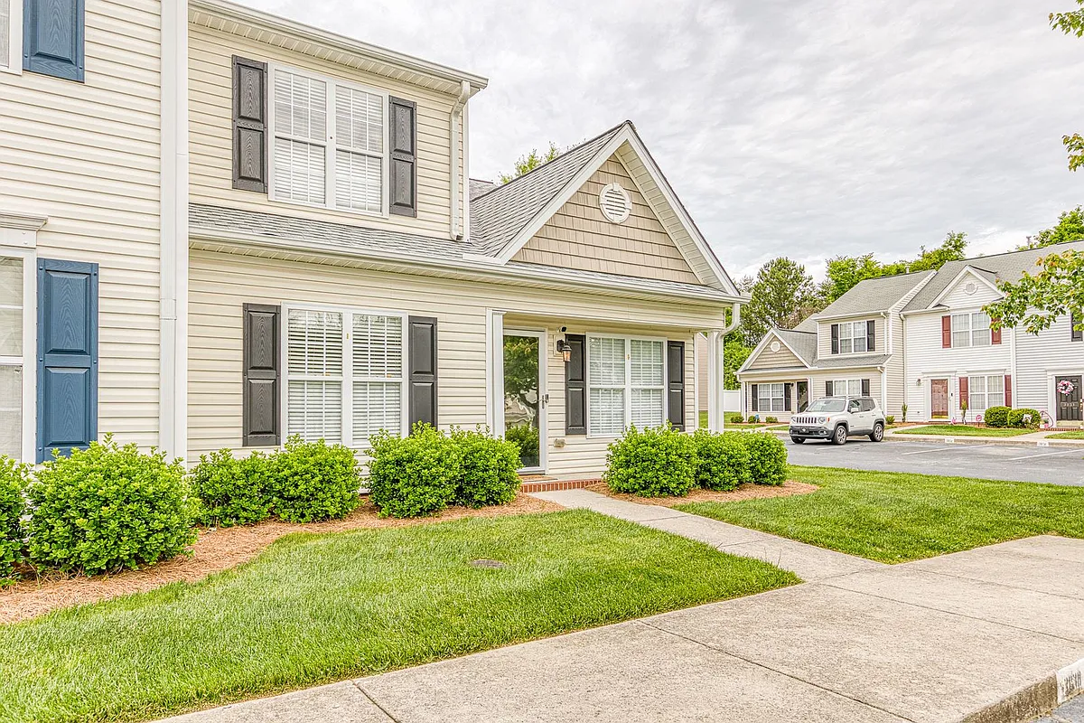 Building Photo - 3830 Hickswood Creek Dr