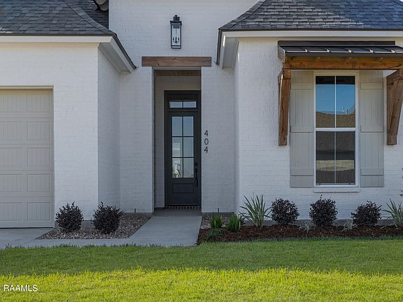 3rd image of 404 White Sky Dr