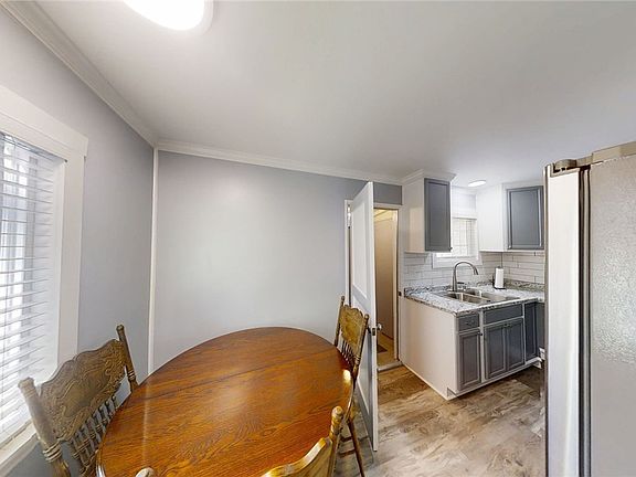 4th image of 13660 5th St #B