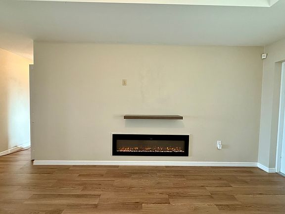 5th image of 7033 Waldo Cir