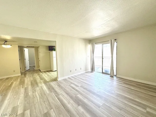 5314 River Glen Dr #288 — Photo 2