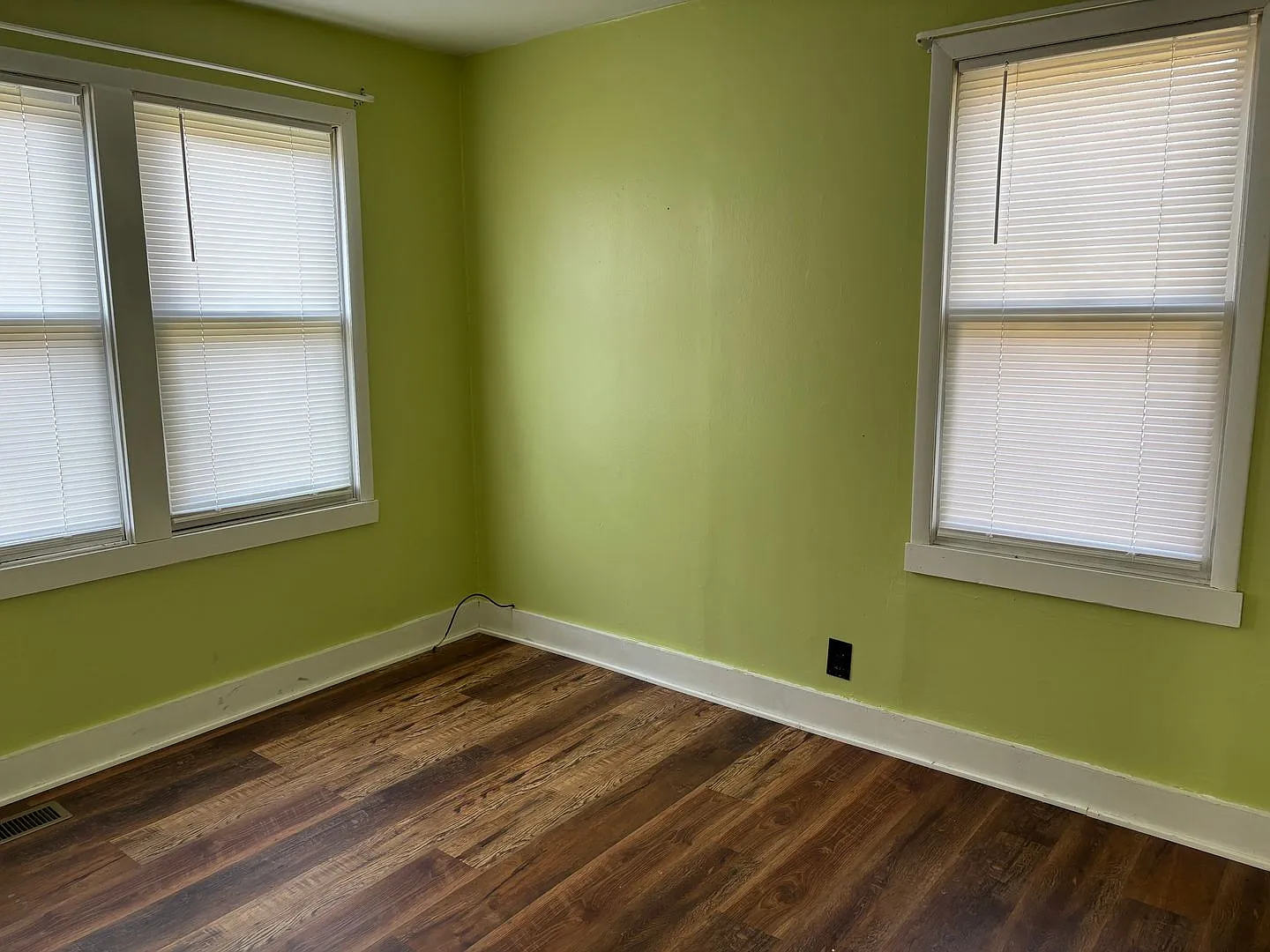 2 BR 1 BA, Close to Downtown Decherd, City Park, Restaruants. — Photo 3