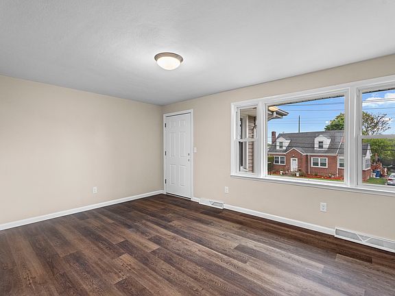 5th image of 194 S End Rd #2