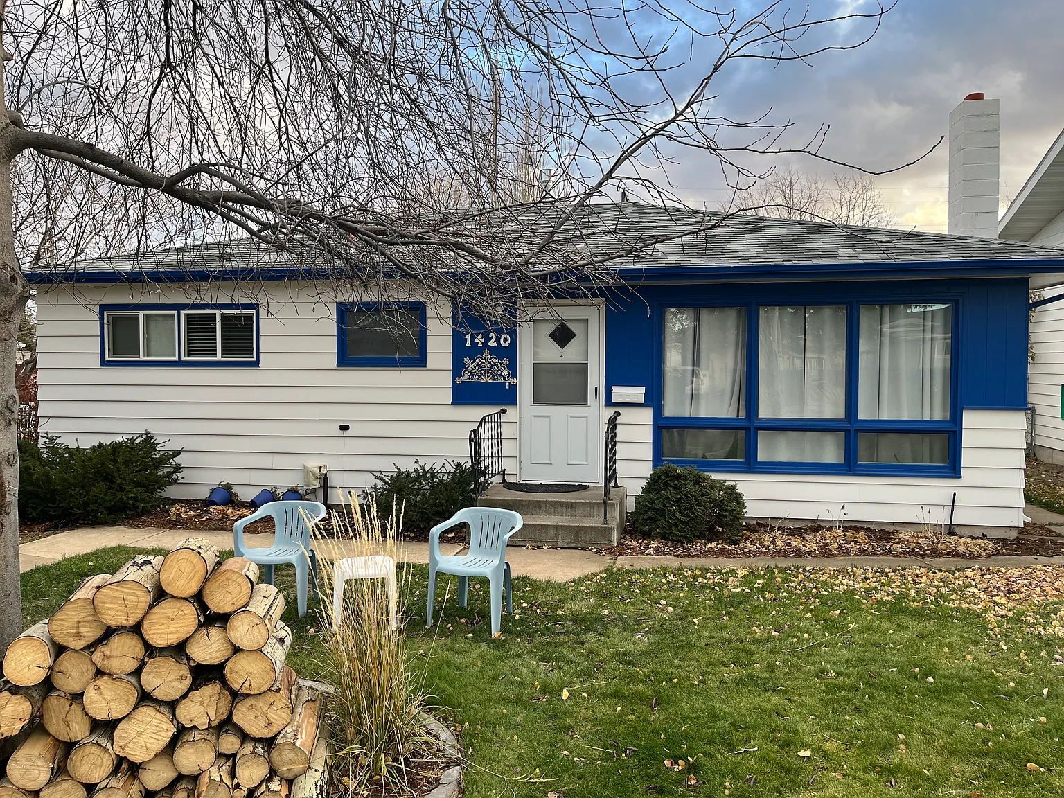 3 bed, 1064 sqft, $2,200 — Photo 1