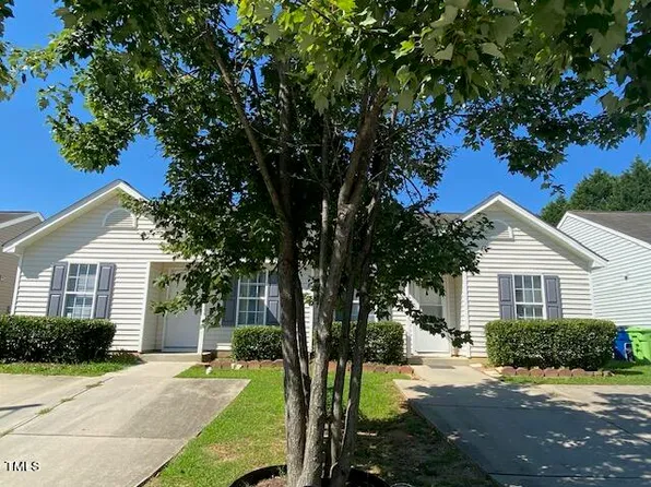 1107 Summerkings Ct, Raleigh, NC 27610