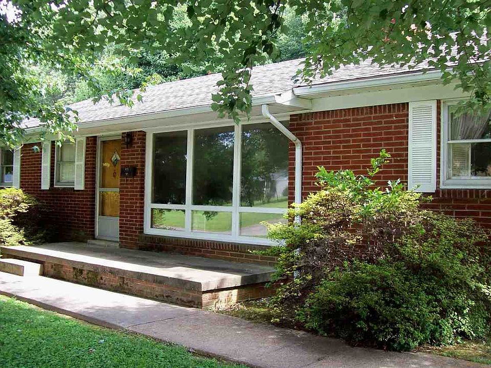 1st image of 612 Brookhaven St