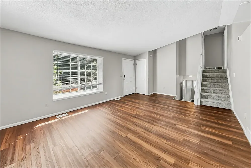 3 bed, 1580 sqft, $1,500 — Photo 1